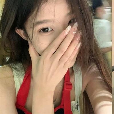 拇指姑娘封面
